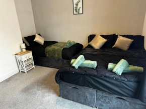 Manchester Urban Retreat - NHS - Contractors - Relocating